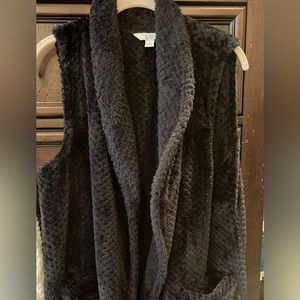 Croft & Barrow Gaia fur vest